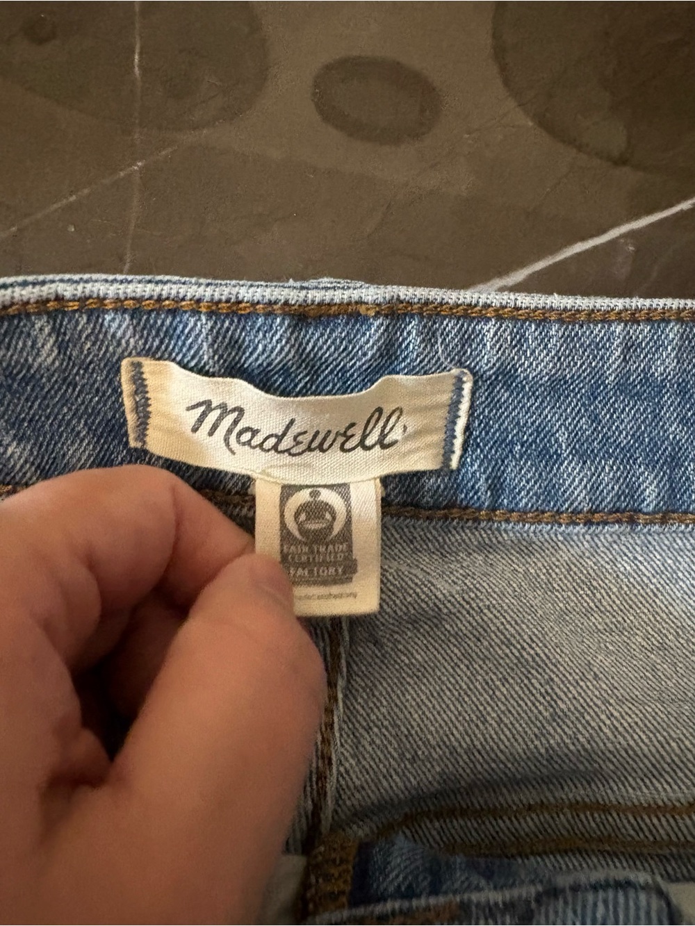 Madewell Curvy '90s Straight Jean in Light Blue Wash Women’s Size 27 - Picture 4 of 15